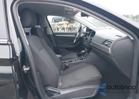 2019 Volkswagen Jetta 1.4T R-Line/1.4T S/1.4T Se z USA, uszkodzony, nr VIN 3VWC57BUXKM248955